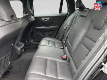 Photo 10 Volvo V60  B4 197CH PLUS STYLE DARK DCT 7 SIEGES CUIR GPS CAMERA CARPLAY