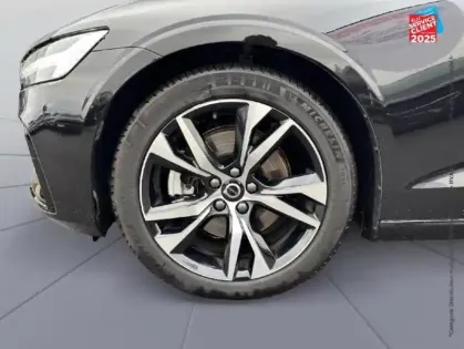 Photo 9 Volvo V60  B4 197CH PLUS STYLE DARK DCT 7 SIEGES CUIR GPS CAMERA CARPLAY