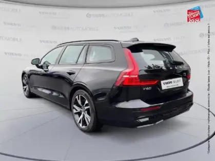 Photo 22 Volvo V60  B4 197CH PLUS STYLE DARK DCT 7 SIEGES CUIR GPS CAMERA CARPLAY