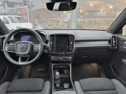 Photo 7 Volvo Ec40  Single Extended Range 252ch Plus