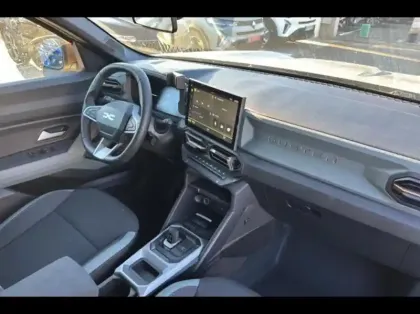 Photo 9 Dacia Duster  1.6 hybrid 140ch Extreme