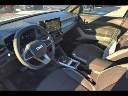 Photo 12 Dacia Duster  1.6 hybrid 140ch Extreme