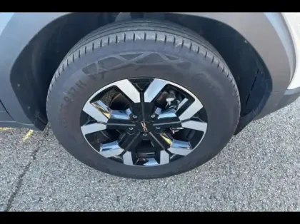 Photo 8 Dacia Duster  1.6 hybrid 140ch Extreme