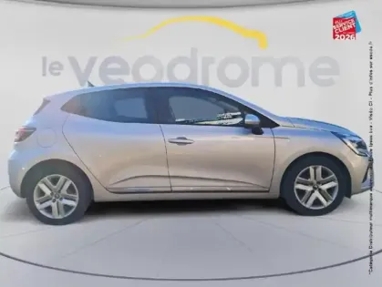 Photo 18 Renault Clio Gén. V (BJA) Ph1 Business 5