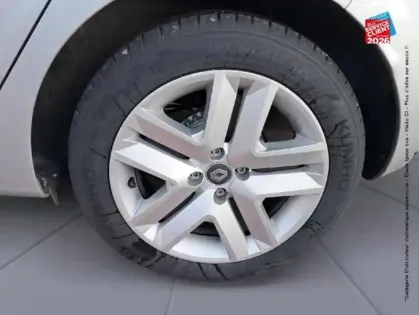 Photo 24 Renault Clio Gén. V (BJA) Ph1 Business 5