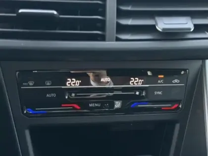 Photo 10 Volkswagen Polo  1.0 TSI 116ch R-Line Edition DSG7