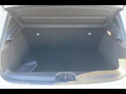 Photo 11 Renault Clio  1.6 E-Tech 145ch full hybrid Evolution - 24