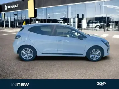 Photo 6 Renault Clio  1.6 E-Tech 145ch full hybrid Evolution - 24