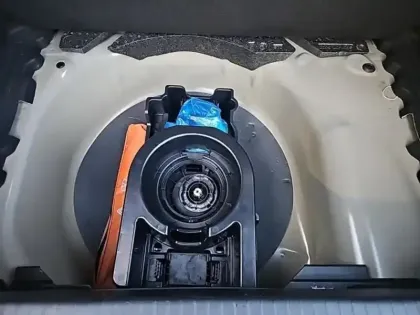 Photo 11 Peugeot 208  1.2 Hybrid 100ch Allure e-DCS6