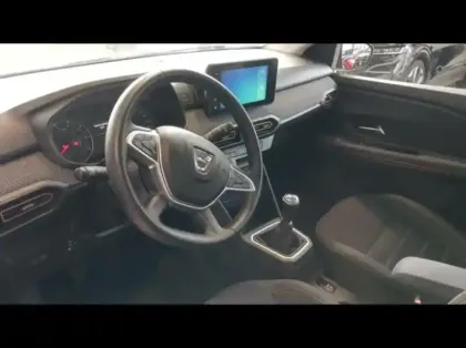 Photo 8 Dacia Sandero  1.0 TCe 90ch Stepway Confort -22