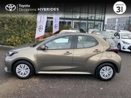 Photo 2 Toyota Yaris  116h Dynamic 5p MY22