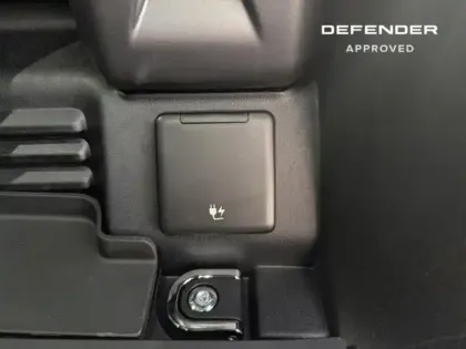 Photo 12 Land rover Defender  90 3.0 D250 Hard Top X-Dynamic SE