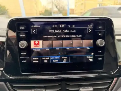 Photo 14 Volkswagen T-roc  1.5 TSI EVO 150ch R-Line DSG7