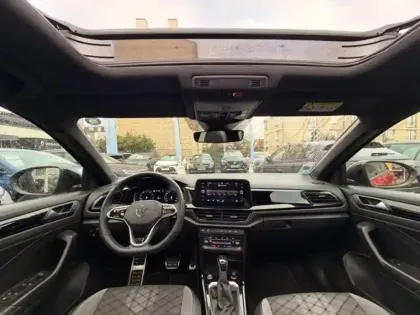 Photo 12 Volkswagen T-roc  1.5 TSI EVO 150ch R-Line DSG7