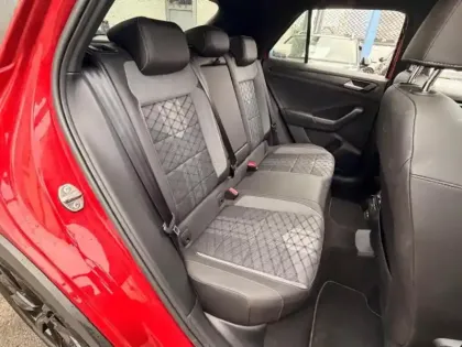 Photo 11 Volkswagen T-roc  1.5 TSI EVO 150ch R-Line DSG7