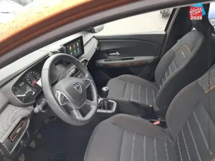 Photo 14 Dacia Sandero  1.0 TCe 90ch Stepway Confort -22 Camera