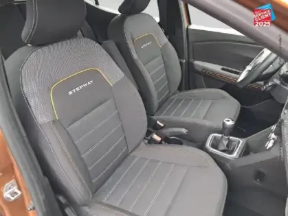 Photo 4 Dacia Sandero  1.0 TCe 90ch Stepway Confort -22 Camera