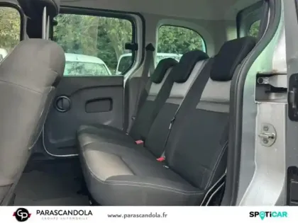 Photo 9 Renault Kangoo  1.5 Blue dCi 95ch Intens