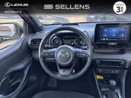 Photo 11 Toyota Yaris  116h GR Sport 5p MY22