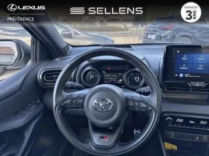 Photo 14 Toyota Yaris  116h GR Sport 5p MY22