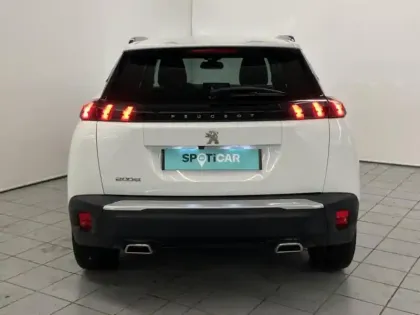 Photo 7 Peugeot 2008  1.2 PureTech 130ch S&S Allure Pack