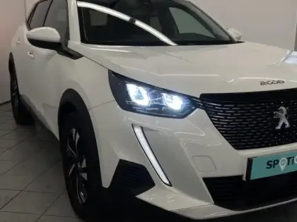 Photo 3 Peugeot 2008  1.2 PureTech 130ch S&S Allure Pack