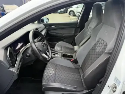 Photo 8 Volkswagen Golf  2.0 TDI SCR 150ch R-Line DSG7