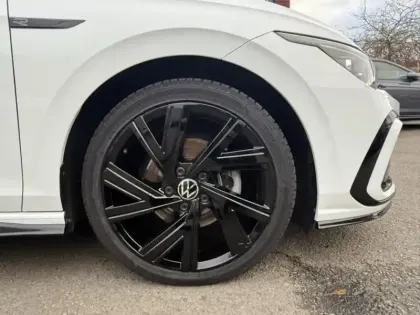 Photo 7 Volkswagen Golf  2.0 TDI SCR 150ch R-Line DSG7