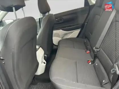 Photo 10 Hyundai I20  1.0 T-GDi 100ch Hybrid Intuitive DCT-7 Camera