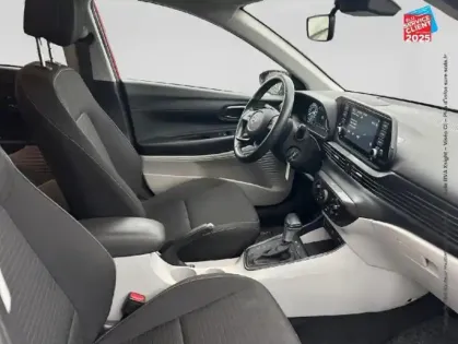 Photo 4 Hyundai I20  1.0 T-GDi 100ch Hybrid Intuitive DCT-7 Camera