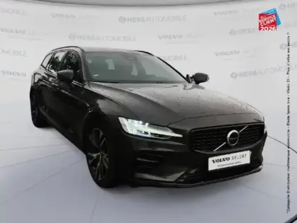 Photo 17 Volvo V60  B4 197CH PLUS STYLE DARK DCT 7