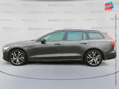 Photo 8 Volvo V60  B4 197CH PLUS STYLE DARK DCT 7