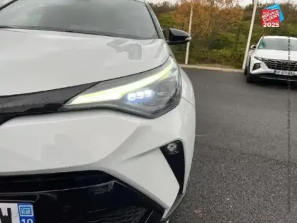 Photo 27 Toyota C-HR  122h GR-Sport 2WD E-CVT MY22