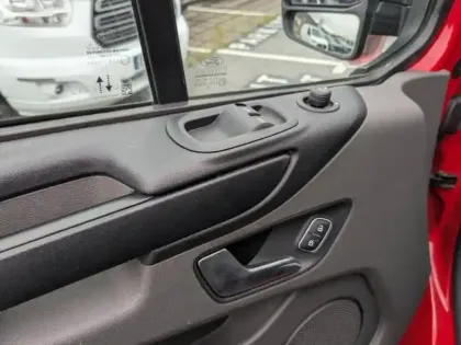 Photo 8 Ford Transit Custom  Fg 280 L1H1 2.0 EcoBlue 105 Trend Business