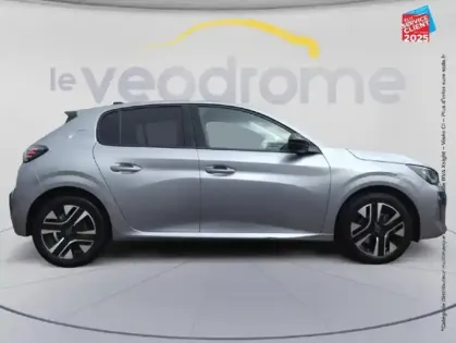 Photo 3 Peugeot 208  1.2 PureTech 100ch S/S Allure GPS Camera Carplay