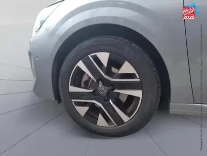 Photo 9 Peugeot 208  1.2 PureTech 100ch S/S Allure GPS Camera Carplay