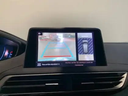 Photo 12 Peugeot 3008  1.6 PureTech 180ch S&S GT Line EAT8