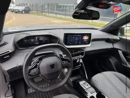 Photo 29 Peugeot 2008  1.2 PureTech 130ch S&S Allure EAT8