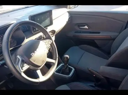 Photo 9 Dacia Sandero  1.0 ECO-G 100ch Stepway Extreme -24