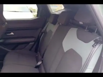 Photo 10 Dacia Duster  1.6 hybrid 140ch Extreme