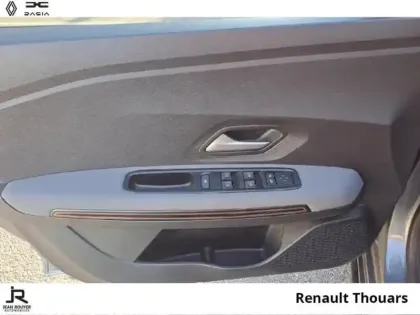 Photo 13 Dacia Jogger  1.6 hybrid 140ch Extreme+ 7 places -24