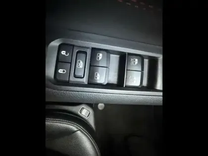 Photo 14 Jeep Compass  1.3 Turbo T4 190ch PHEV 4xe Night Eagle AT6 eAWD