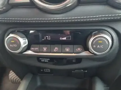 Photo 14 Nissan Juke  1.0 DIG-T 117ch N-Connecta DCT