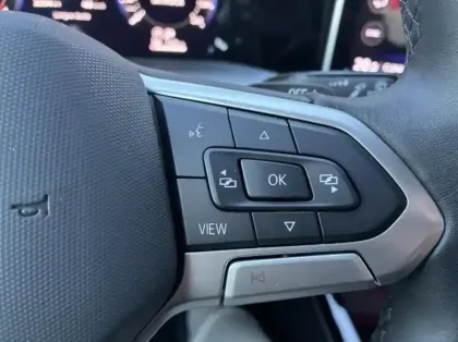 Photo 14 Volkswagen Golf  1.5 eTSI EVO2 150ch Style DSG7