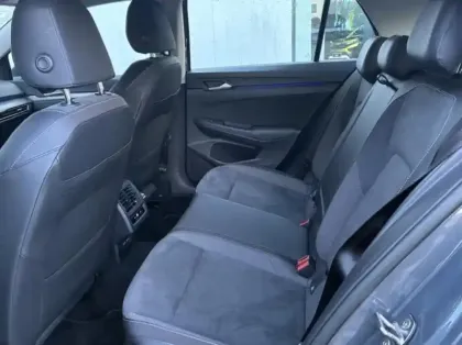 Photo 5 Volkswagen Golf  1.5 eTSI EVO2 150ch Style DSG7