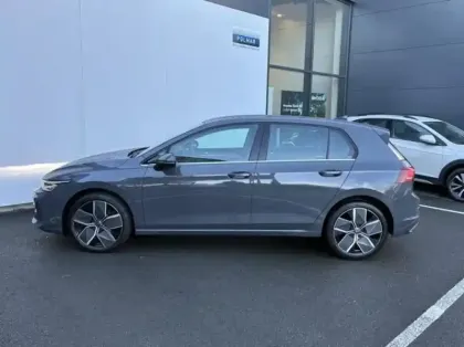 Photo 2 Volkswagen Golf  1.5 eTSI EVO2 150ch Style DSG7