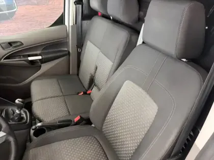 Photo 8 Ford Transit Connect Fourgonnette L2 1.0E 100ch E85 Trend