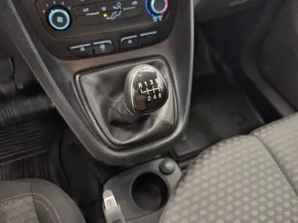 Photo 7 Ford Transit Connect Fourgonnette L2 1.0E 100ch E85 Trend