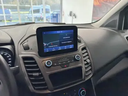 Photo 3 Ford Transit Connect Fourgonnette L2 1.0E 100ch E85 Trend