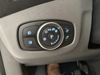 Photo 17 Ford Transit Connect Fourgonnette L2 1.0E 100ch E85 Trend